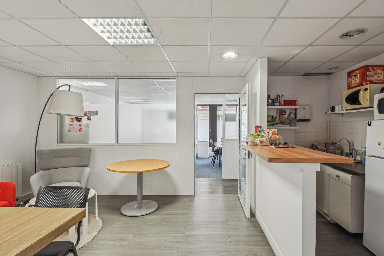 Bureau Paris 310m² Location bureau Paris OLBUR2530116 15